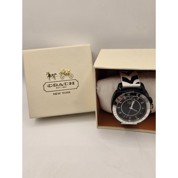 New COACH 1941 Ladies' 41mm Black Ceramic Silicone Watch. Box + Papers. - Picture 8 of 16